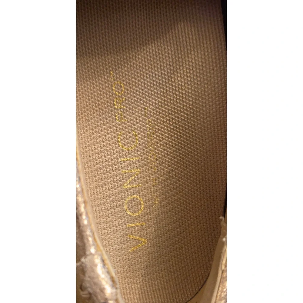 Vionic Pro Avery Vio-Grip Slip Resistant Shoes Womens Size 6 Metallic Suede